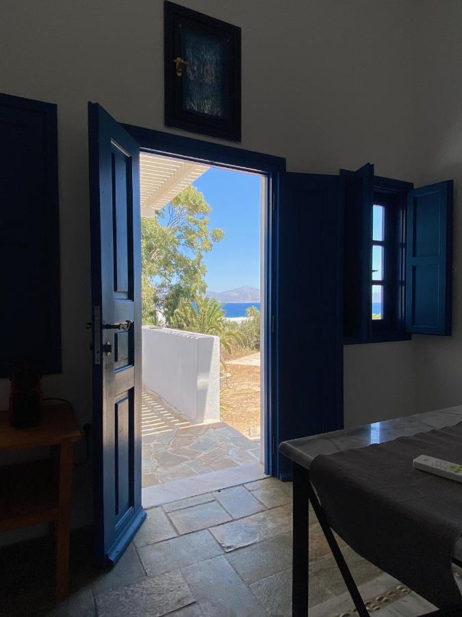 Iliopetra Studios Chrisi Akti  Luaran gambar