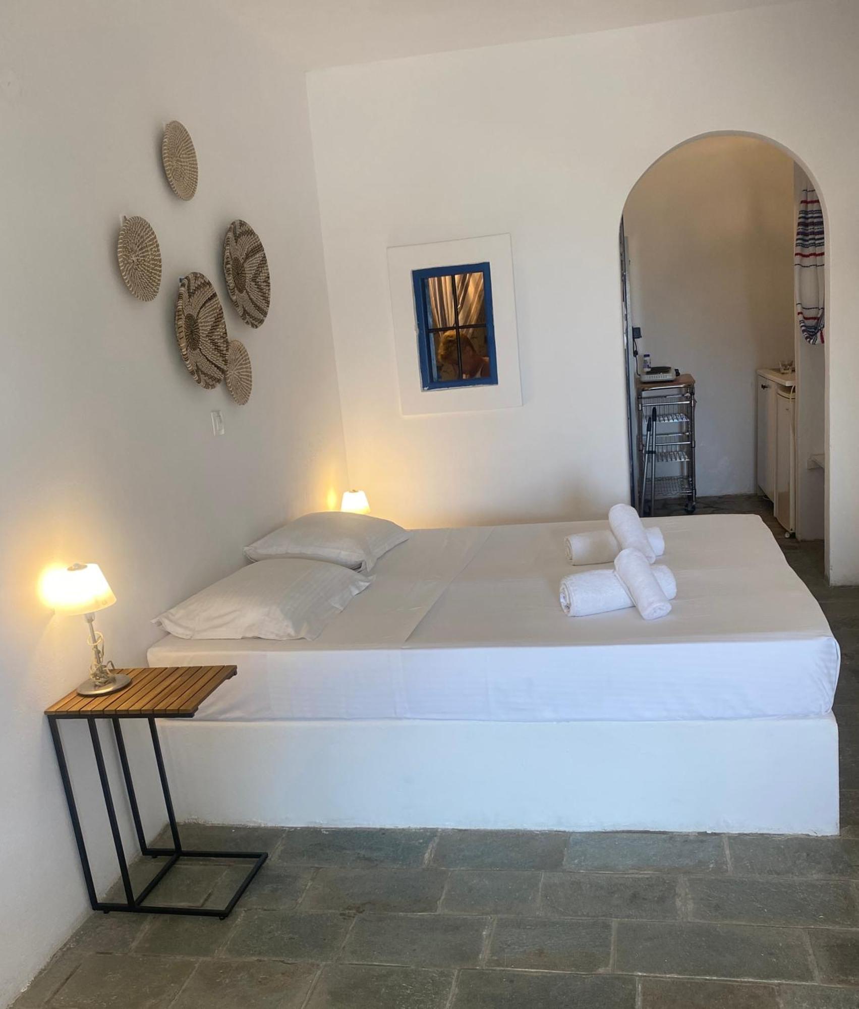 Iliopetra Studios Chrisi Akti  Luaran gambar